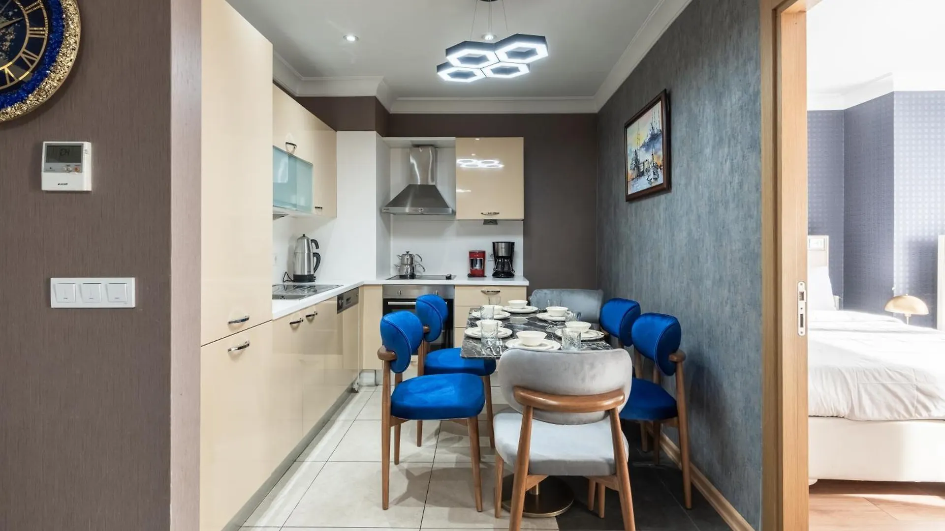 Melvin Home Istanbul Apartment