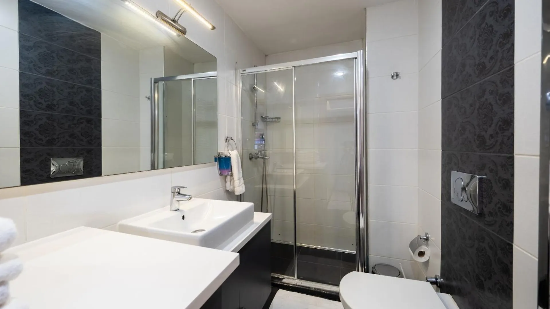 Apartment Melvin Home Istanbul